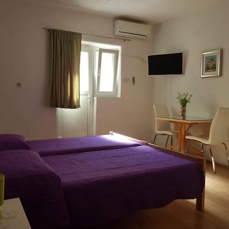 Apartment Ante Каштела Екстер'єр фото
