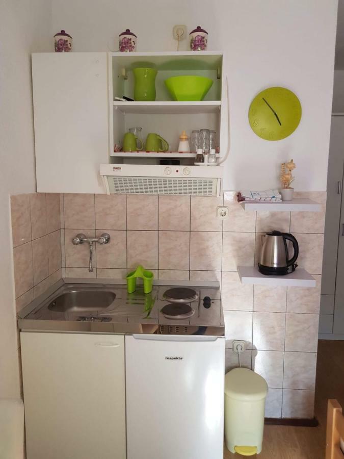 Apartment Ante Каштела Екстер'єр фото