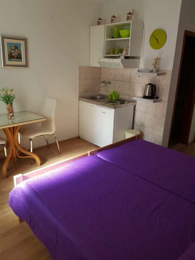 Apartment Ante Каштела Екстер'єр фото